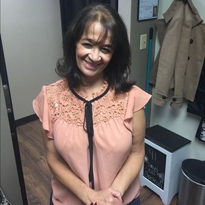 Meet your Posher, Lucelia